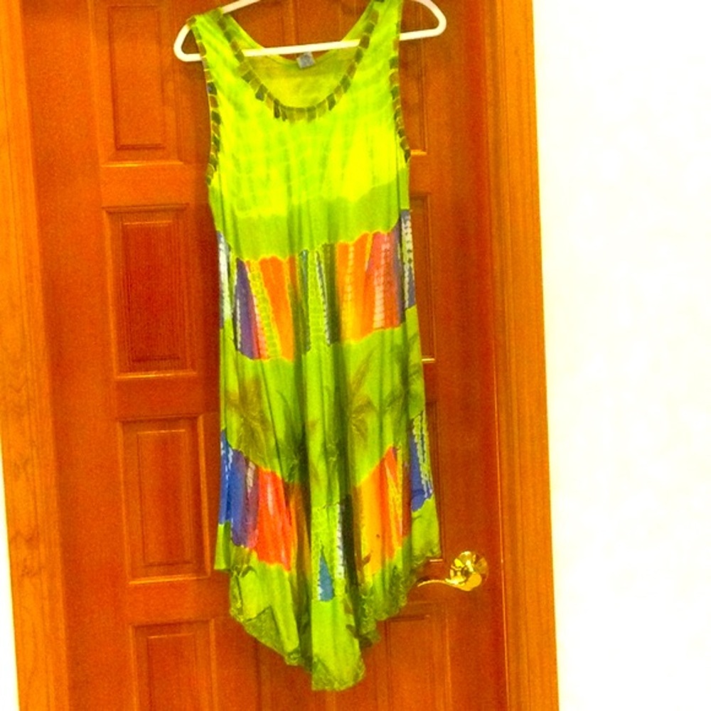 - - Tropical dress with asymmetric hem